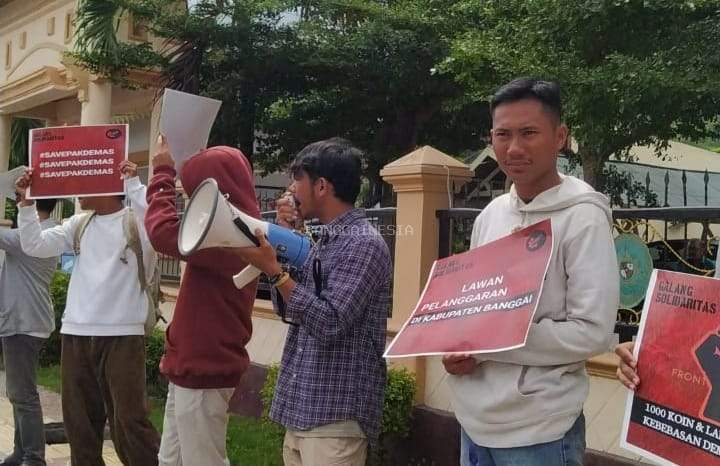 Fraksi kembali Aksi di PN Luwuk Minta Kejelasaan Kasus Demas