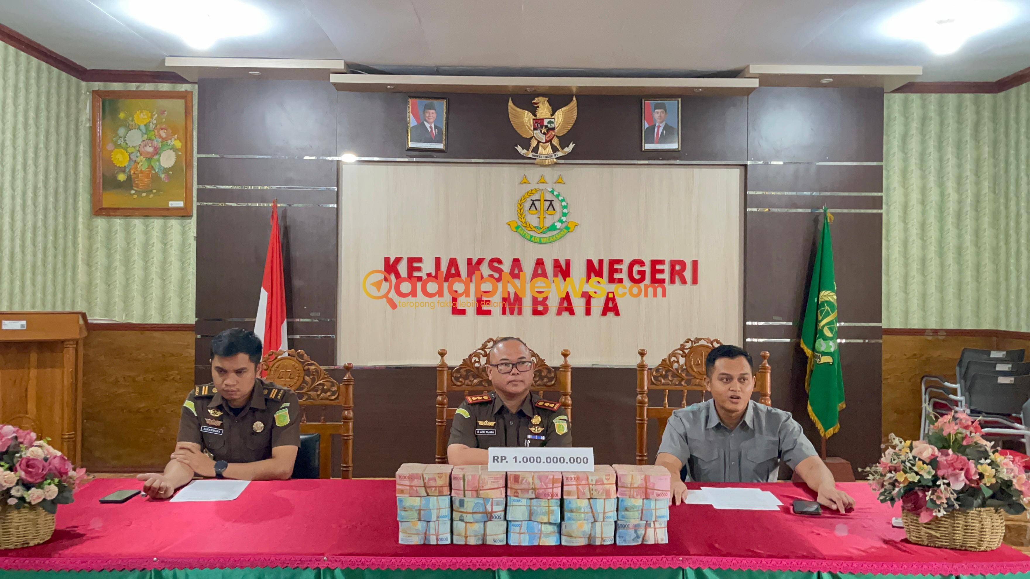 Kejari Lembata Setor Uang Korupsi Pekerjaan Jalan, Aset Terpidana Disita dan Dilelang Untuk Lunasi Beban Pidana Tambahan