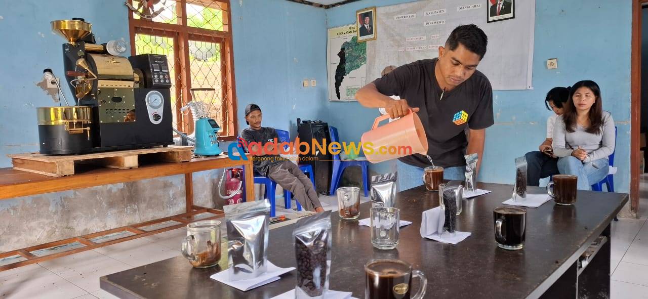 Dukung Ekonomi Lokal, PLN UIP Nusra Hadirkan Teknologi Pengolahan Kopi untuk Petani Wewo