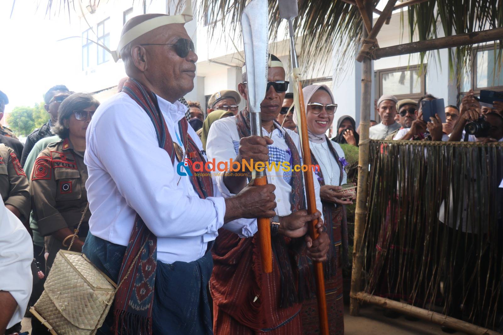 PEMERINTAH KABUPATEN LEMBATA DINAS KOMUNIKASI DAN INFORMATIKA