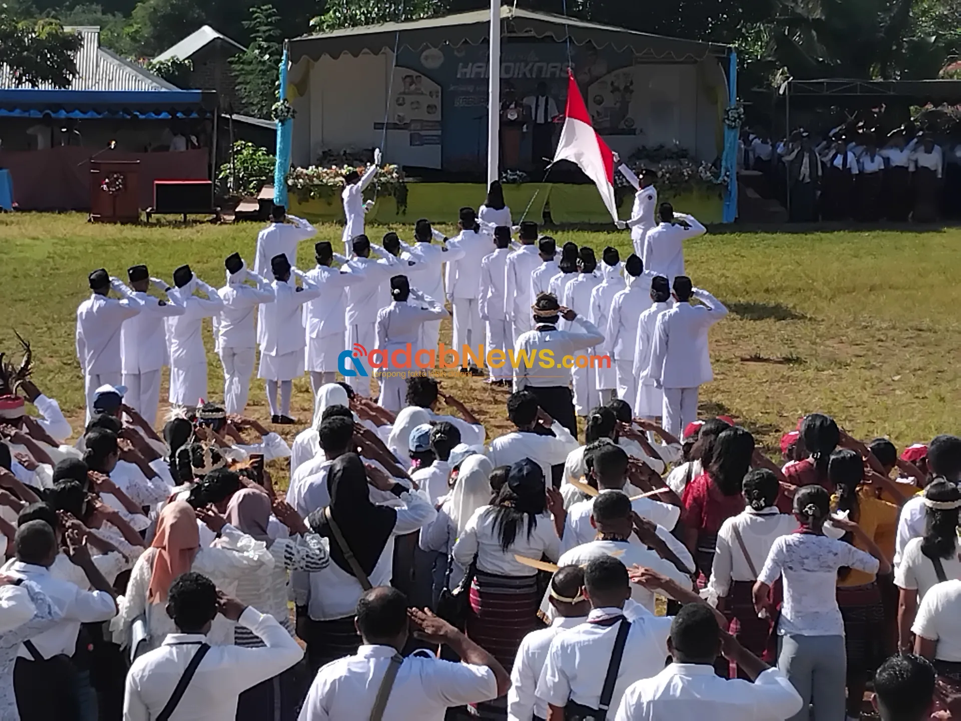 Bupati Lembata Dorong Transformasi Pendidikan di Puncak Hardiknas ke-66 di Buyasuri